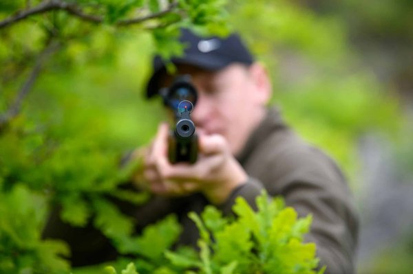 Quelles sont les règles de sécurité essentielles à suivre lors d'une partie de chasse ?